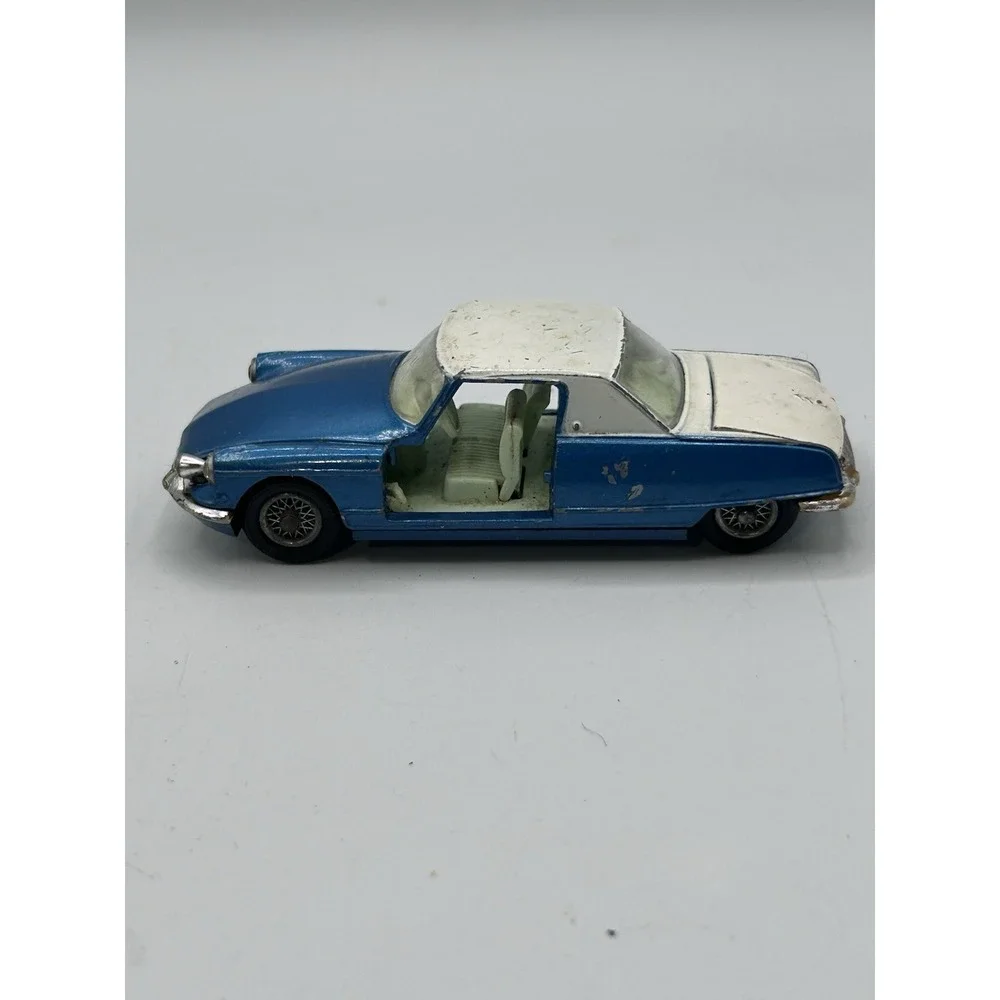 Corgi Toys LeDandyCoupe-Henri Chapron Body On Citroen D.S. Chassis No Doors‎